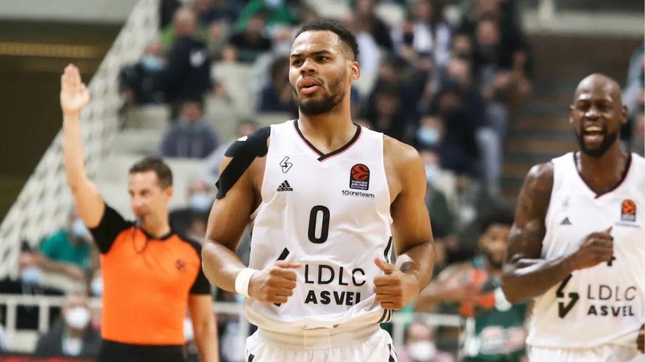 Elie Okobo